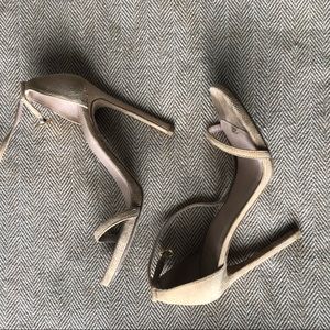Stuart Weitzman Nudist Heel Size 7